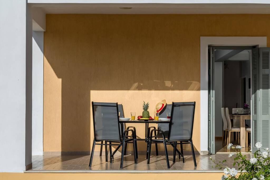 Irene'S House Villa Ласи Екстериор снимка