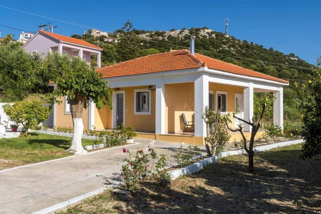 Irene'S House Villa Ласи Екстериор снимка